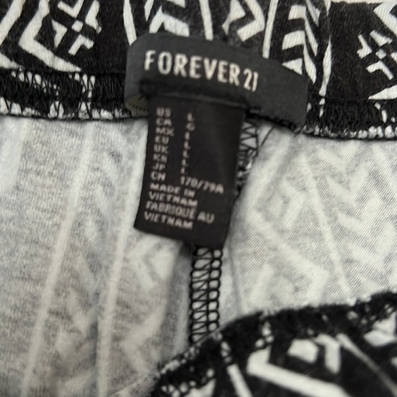 forever 21 aztec print leggings - Picture 2 of 2